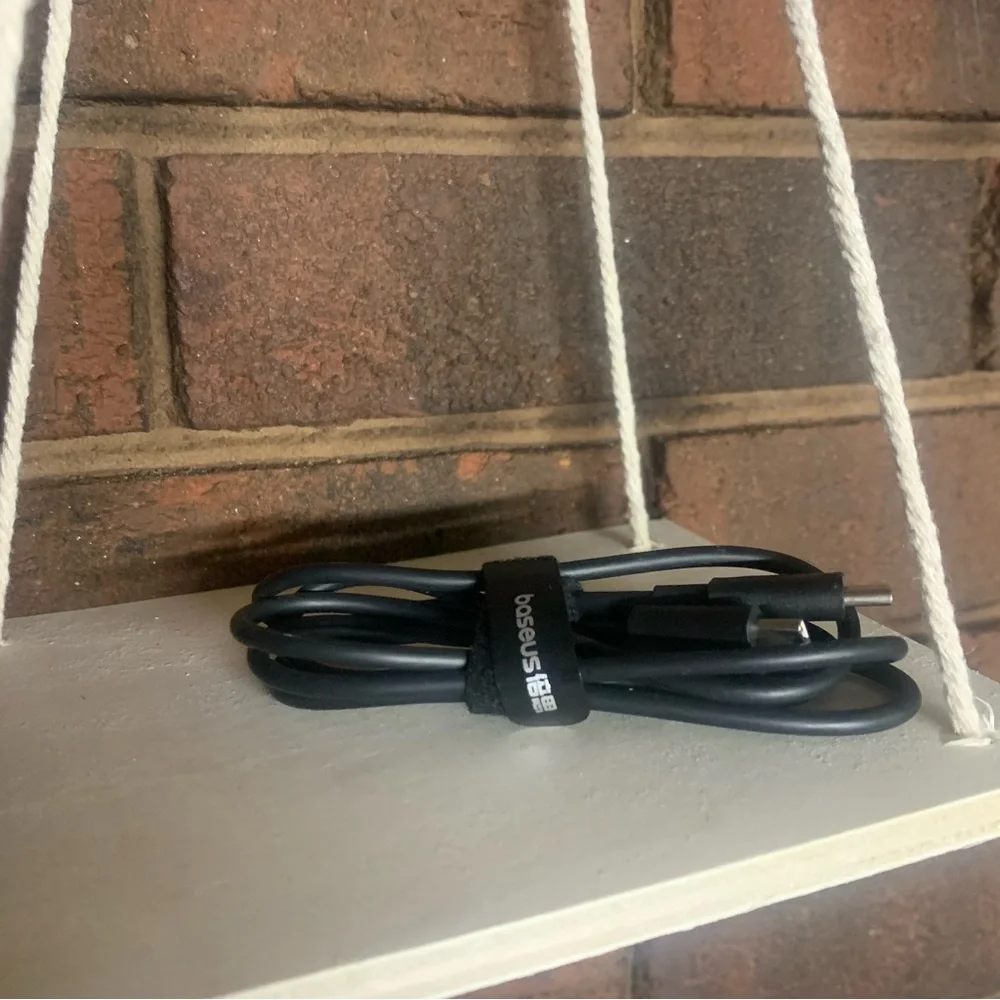 Baseus black charging